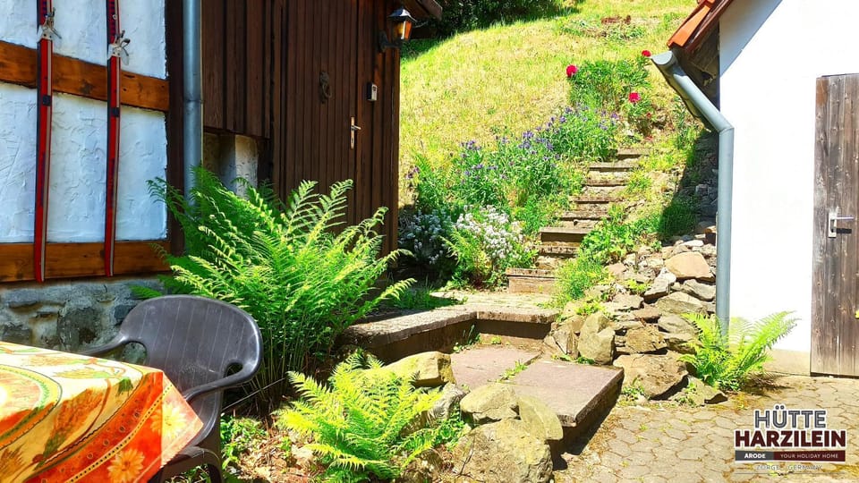 Facade/entrance, Spring, Day, Summer, Garden, Garden view