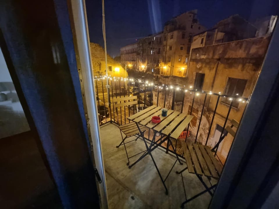 Property building, Balcony/Terrace