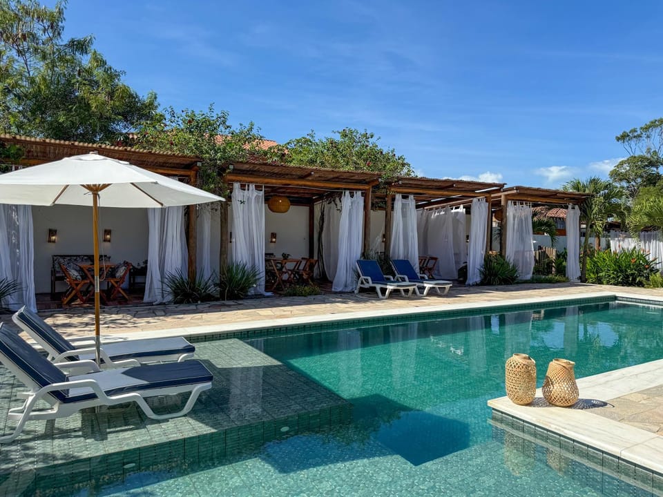 Swimming pool, sunbed