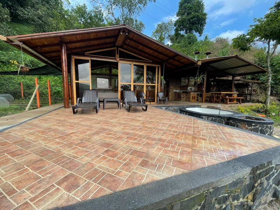 cabaña ecologica Chalet in Cundinamarca, Colombia