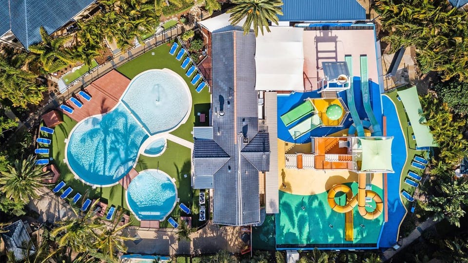 Property building, Bird's eye view