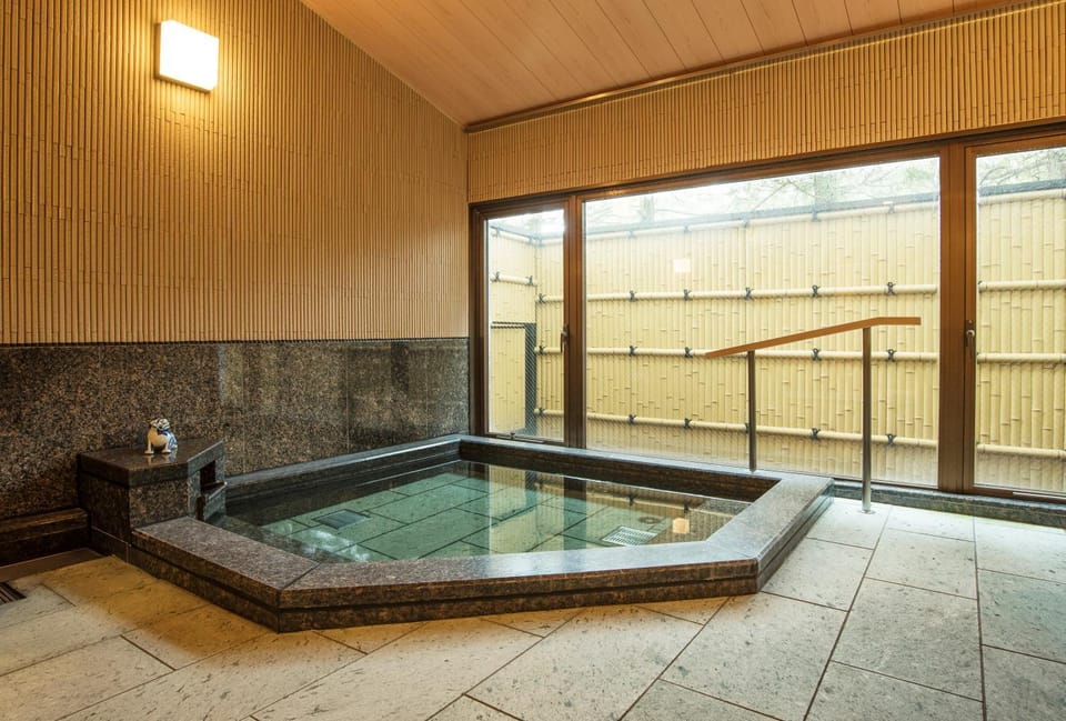 Bathroom, Public Bath