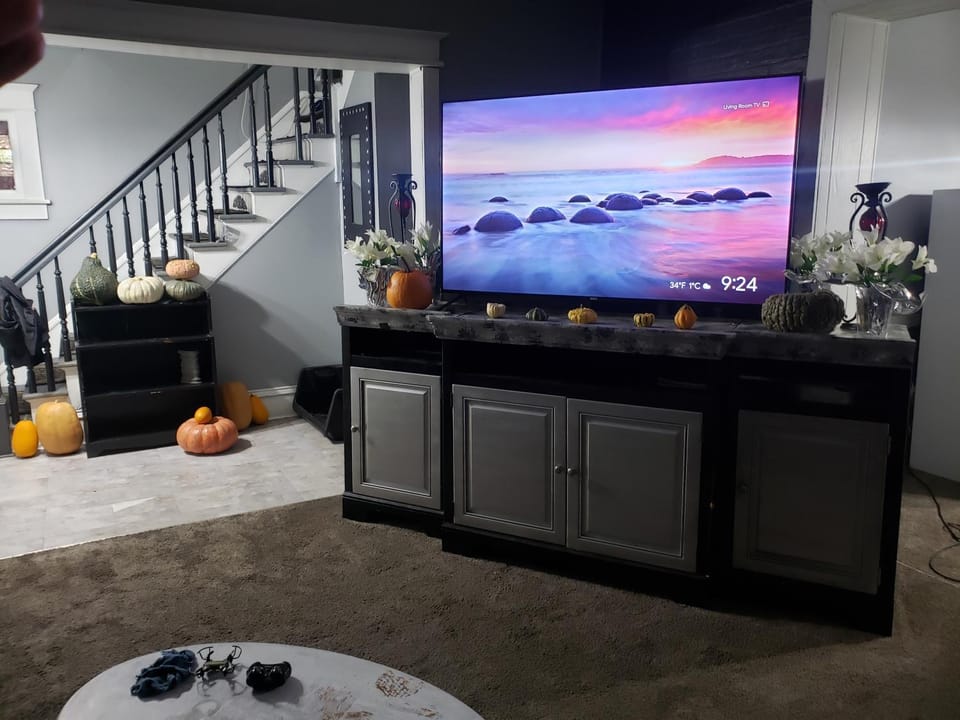 Communal lounge/ TV room, TV and multimedia, Living room, Seating area