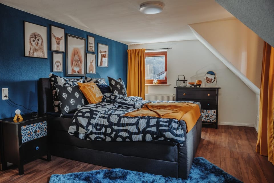 Bed, Photo of the whole room, Bedroom