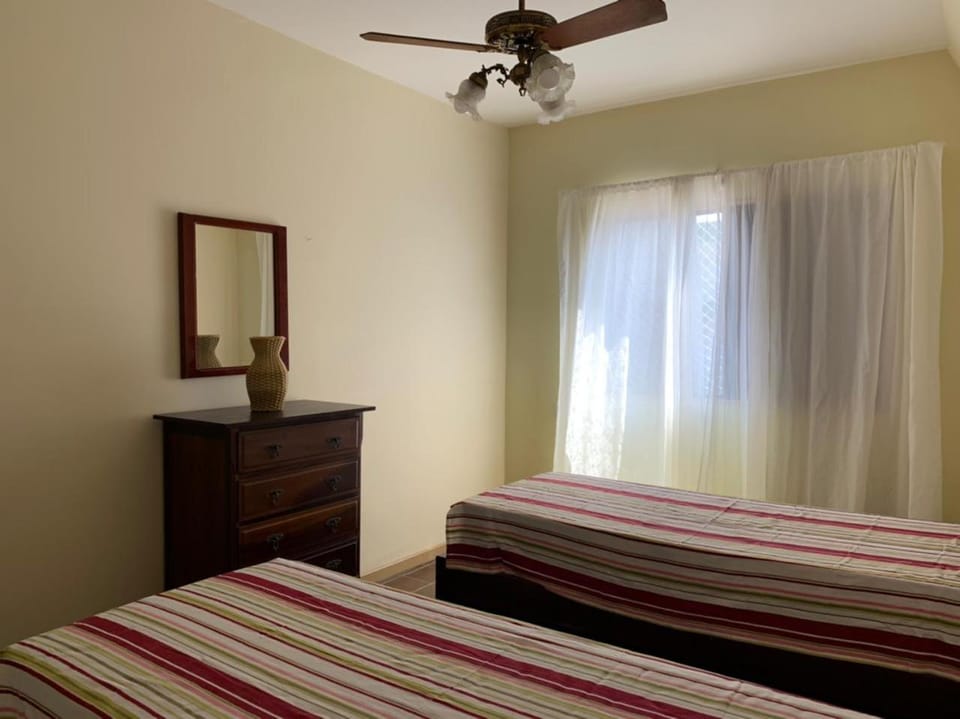 Condomínio Maitinga. (Pé na areia) Apartment in Bertioga