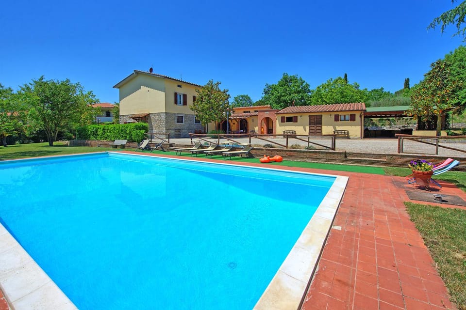 Property building, Garden, Garden view, Swimming pool