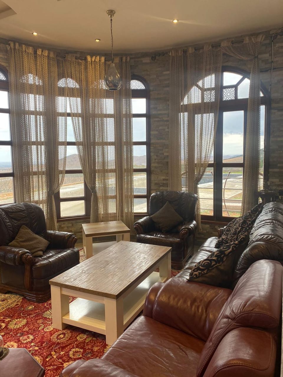 Communal lounge/ TV room, Living room, Seating area, Garden view, Mountain view, Pool view