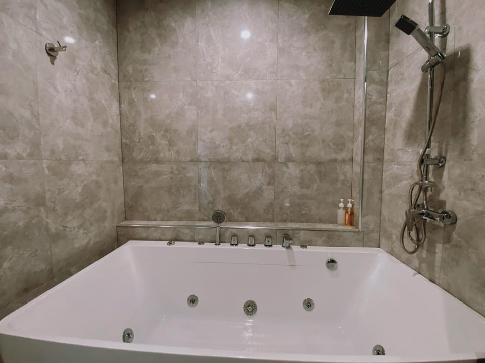 Maze Pool Villa Resort Bed and Breakfast in Thailand