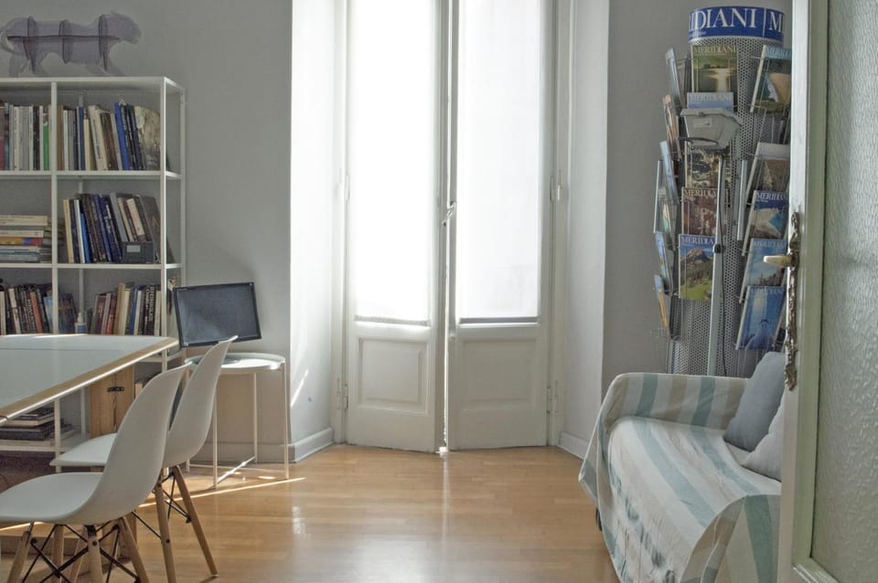Library, Living room, Lounge or bar, Seating area