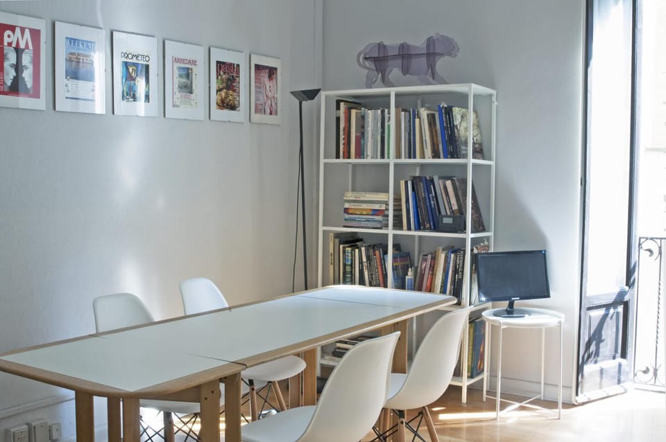 Library, Business facilities, Dining area