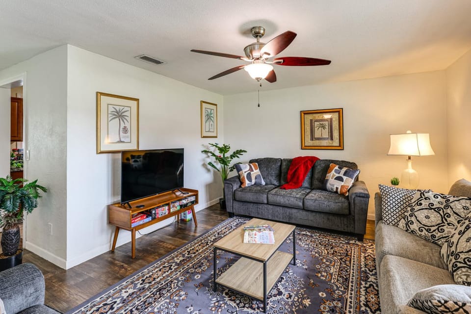 McGarity Lakehouse: Disney & Universal Day Trip House in Deltona