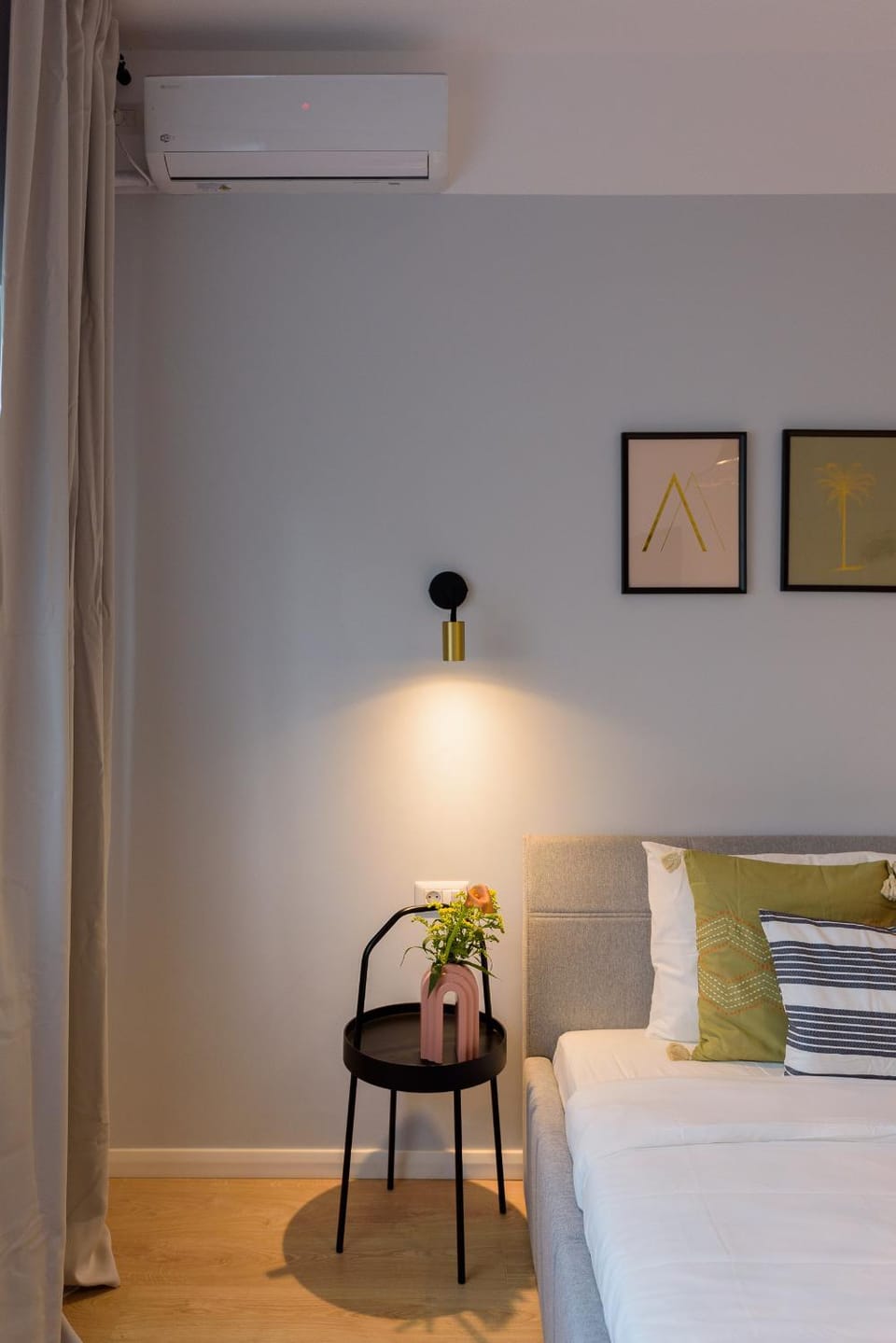 Sunny Studio - Top Location - Green View Balcony Apartment in Bucharest
