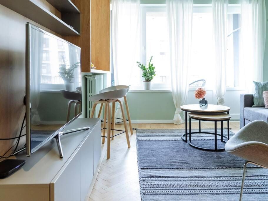 Great Views Apartment in Piata Romana Apartment in Bucharest