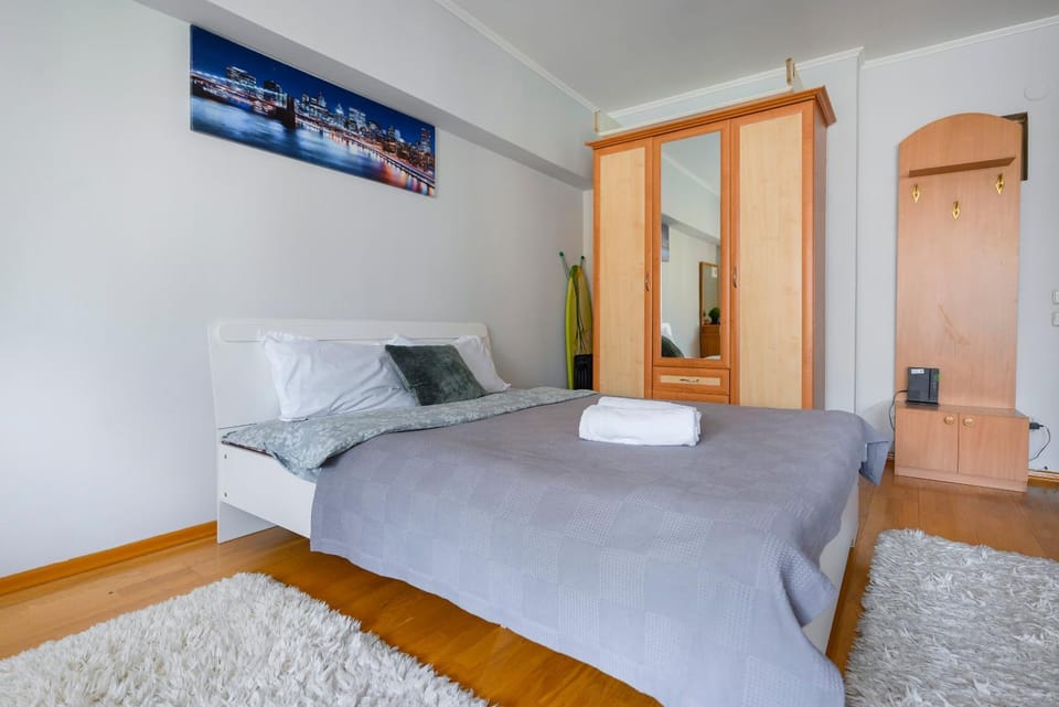 Bed, Bedroom, wardrobe