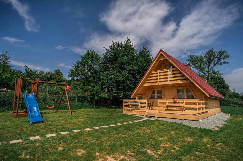 Domek KOTlina Chalet in Lower Silesian Voivodeship