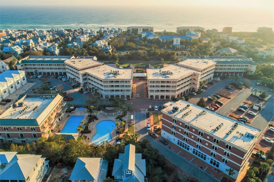 Property building, Patio, Nearby landmark, Staff, Restaurant/places to eat, Restaurant/places to eat, Communal lounge/ TV room, People, People, People, Neighbourhood, Natural landscape, Activities, Activities, Bird's eye view, Billiard, Bowling, Children play ground, Darts, Fishing, Game Room, Golfcourse, Karaoke, Minigolf, Nightclub / DJ, Nightclub / DJ, On-site shops, Snorkeling, Balcony/Terrace, Spa and wellness centre/facilities, Spa and wellness centre/facilities, Fitness centre/facilities, Other, Beach, Beach, Aqua park, Tennis court, Windsurfing, Canoeing, Hiking, Cycling, Cycling, Diving, Evening entertainment, Evening entertainment, Pets, Guests, Guests, Guests, Pool view, Area and facilities, Area and facilities, Shopping Area, Swimming pool, Sports, Entertainment, Entertainment, children, young children, older children, group of guests, group of guests, group of guests, Family, hair dresser, locker, shuttle, sunbed, vending machine, wedding, laundry, washing machine