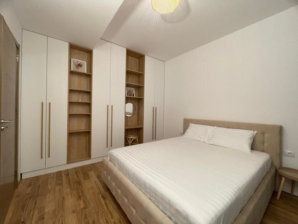 Bed, Photo of the whole room, Bedroom, wardrobe