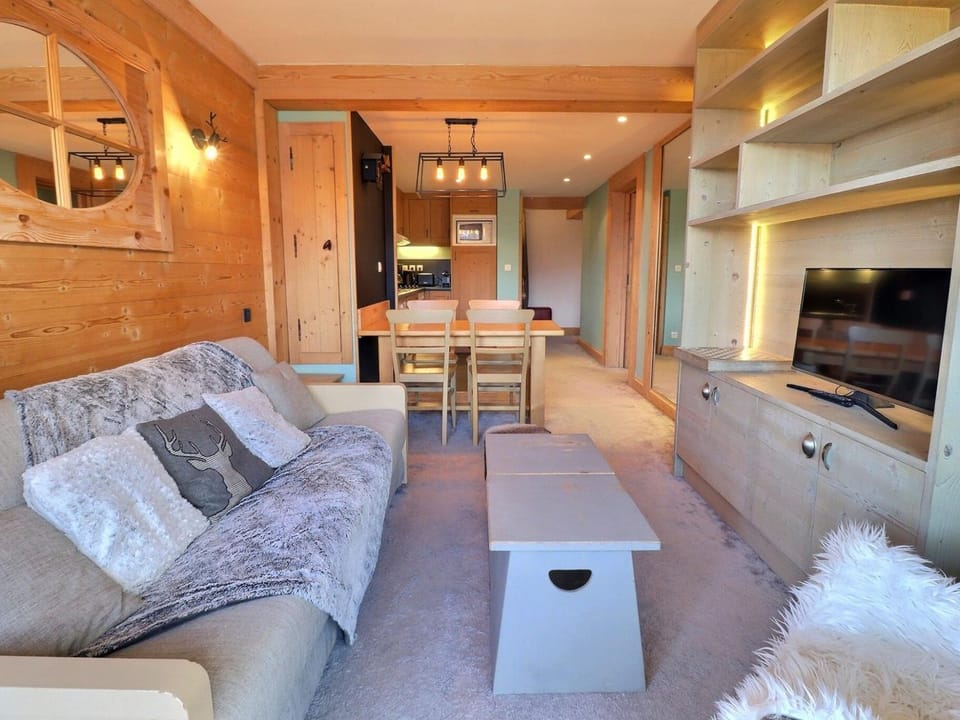 Charmant 2 Pièces Cabine - Skis aux Pieds - Parking Inclus - FR-1-182-245 Cabin in Les Allues