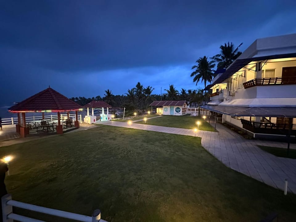 Property building, Garden, Garden view
