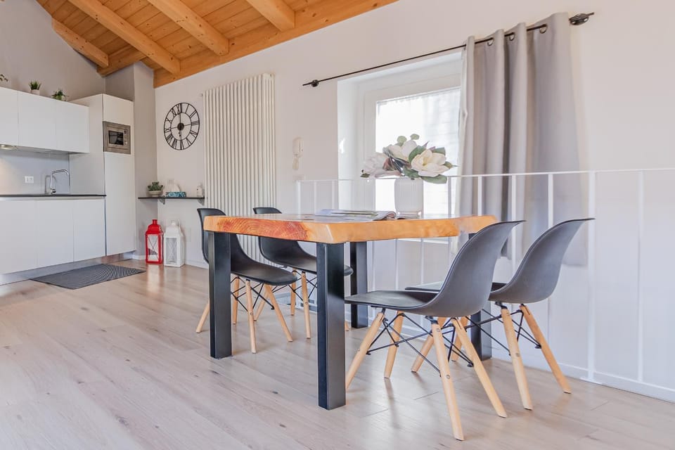 Bellano Holidays - Casa Artemio Apartment in Bellano