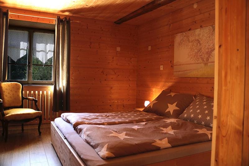 Au Cheval Blanc Bed and Breakfast in Switzerland