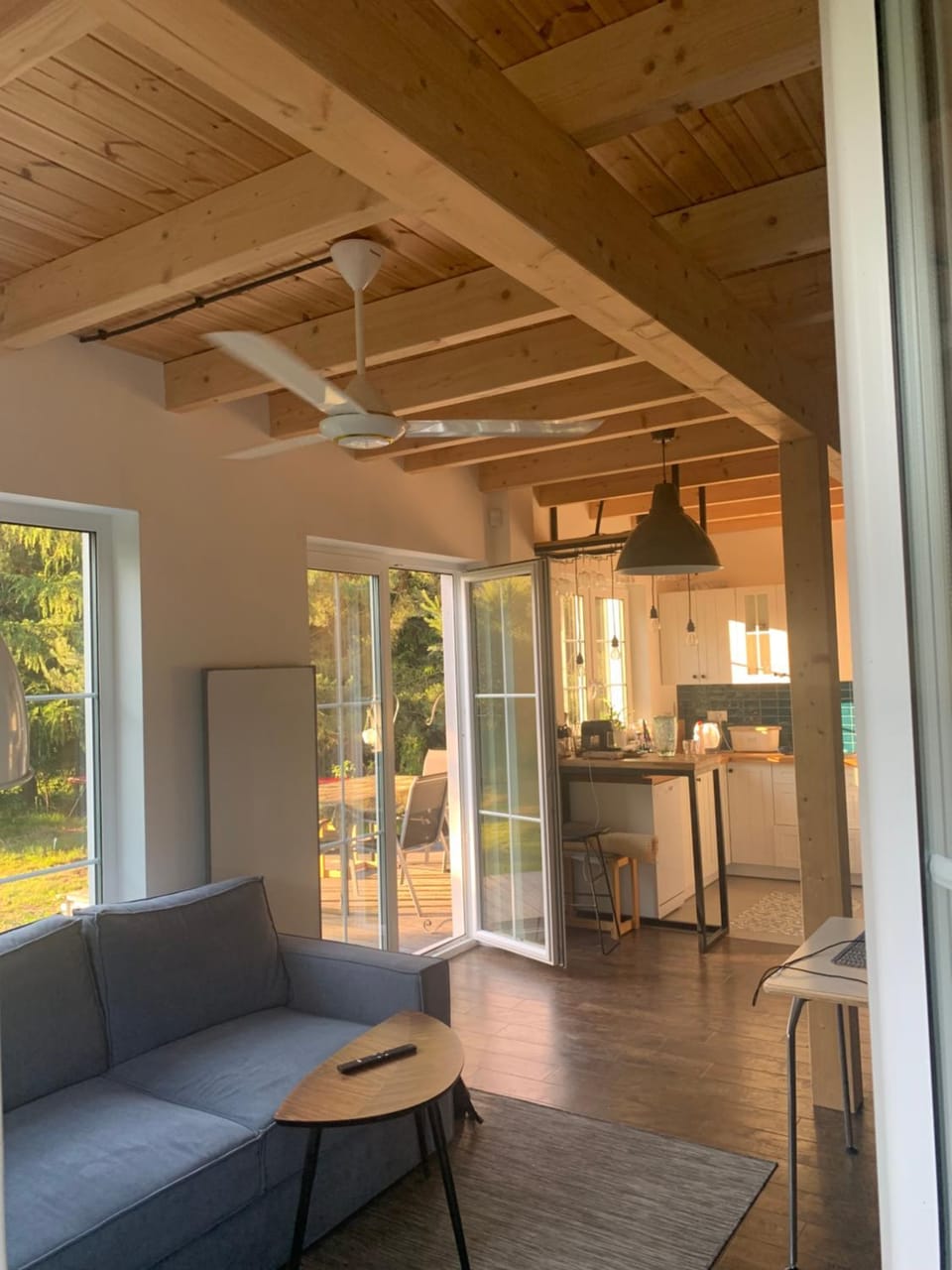 Kitchen or kitchenette, Seating area