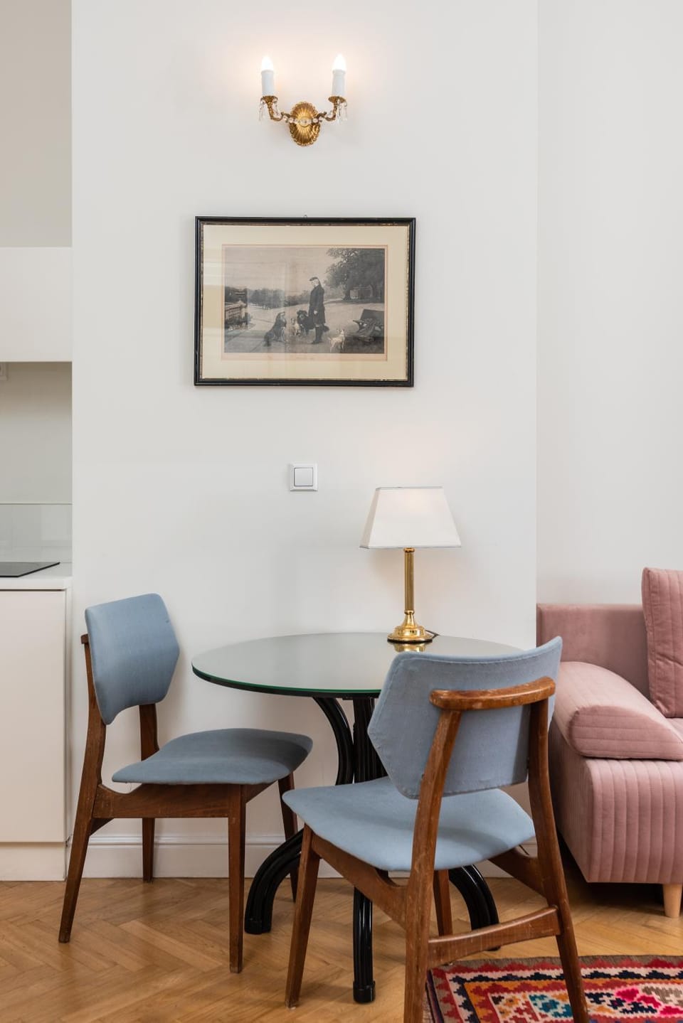 Seating area, Dining area