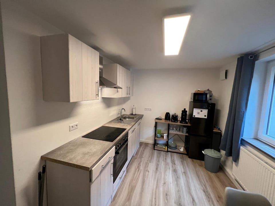 Coffee/tea facilities, Kitchen or kitchenette, Communal kitchen