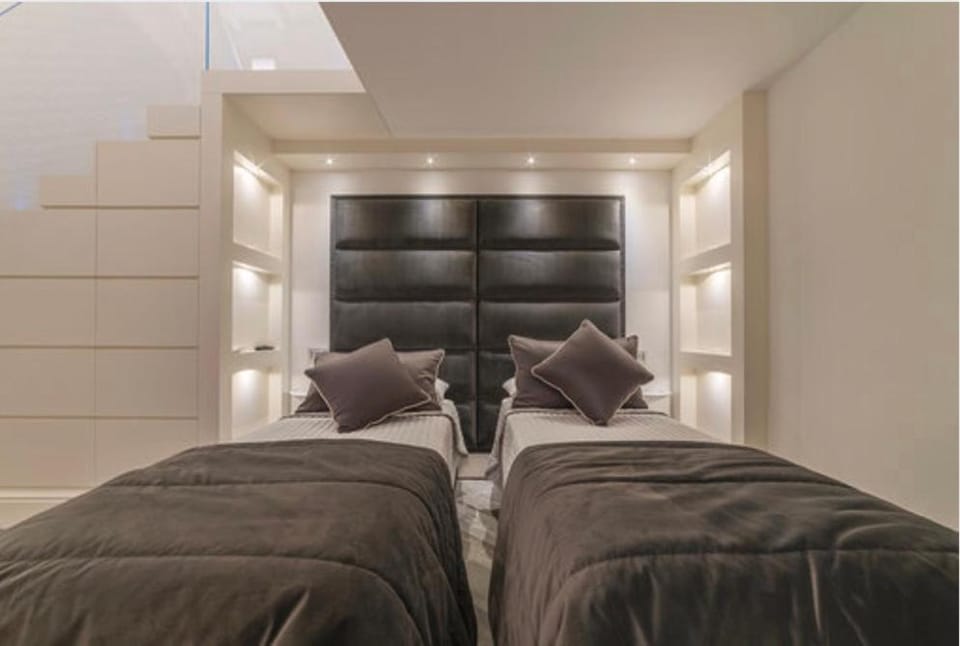 Reale Luxury Home House in Rome