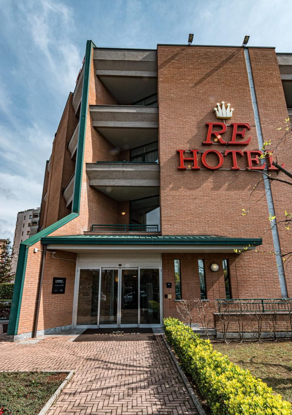 Property building, Facade/entrance, Property logo or sign