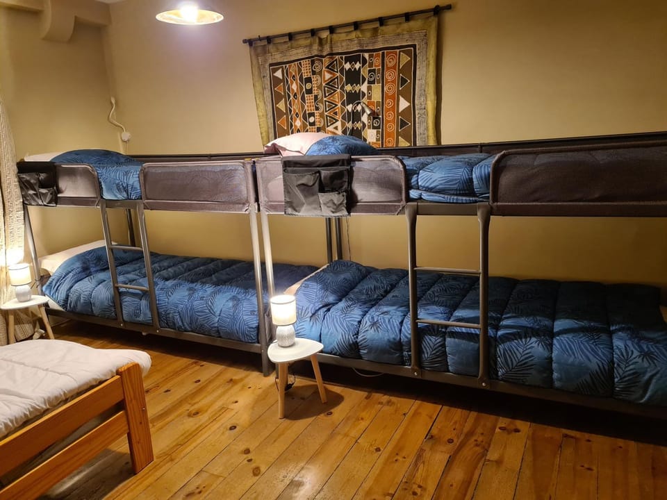 bunk bed