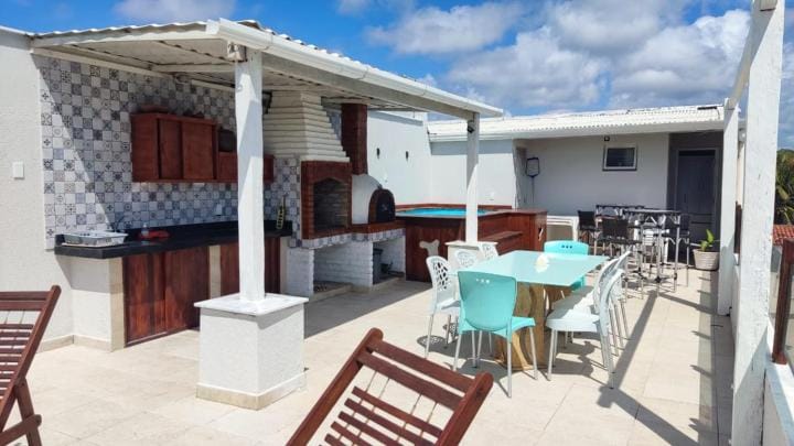 BBQ facilities, Lounge or bar, Swimming pool
