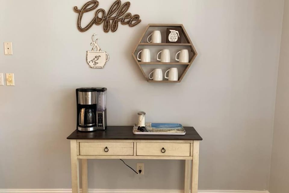 Coffee/tea facilities