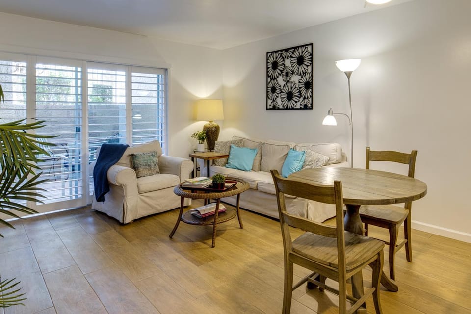 1 Mi to Old Town: Scottsdale Condo w/ Pool Access House in Scottsdale