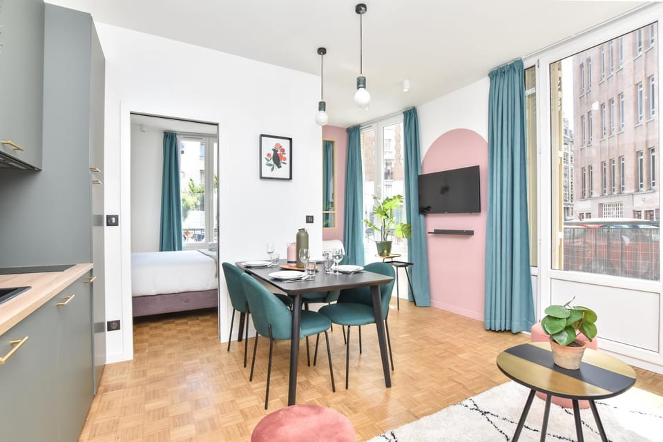 Charming and cosy flat next to the Eiffel Tower Apartment in Paris