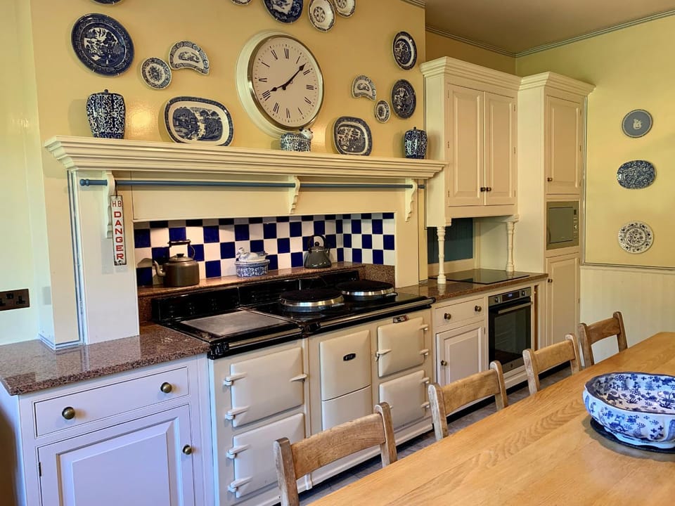 Property building, Kitchen or kitchenette