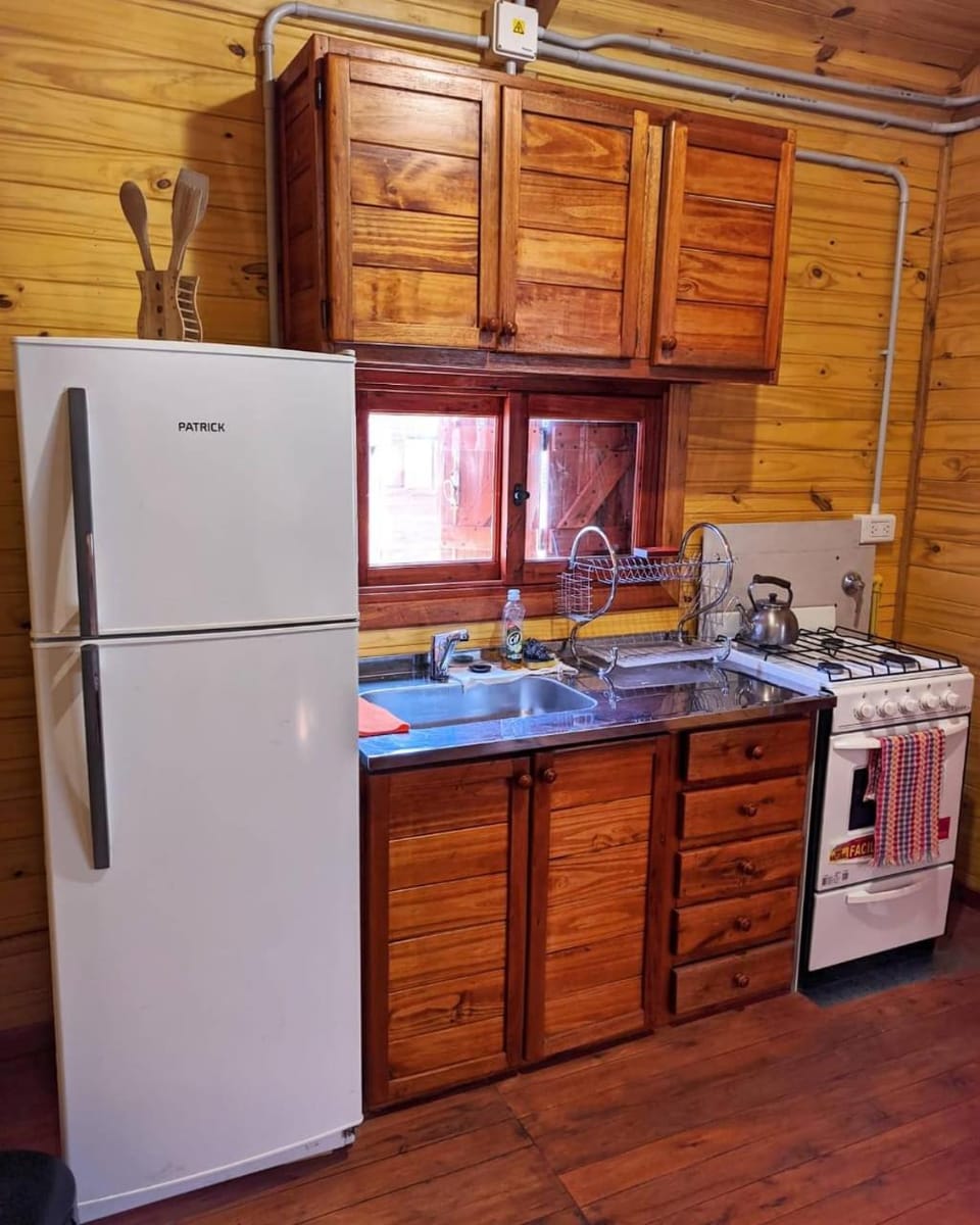 Kitchen or kitchenette, Communal kitchen