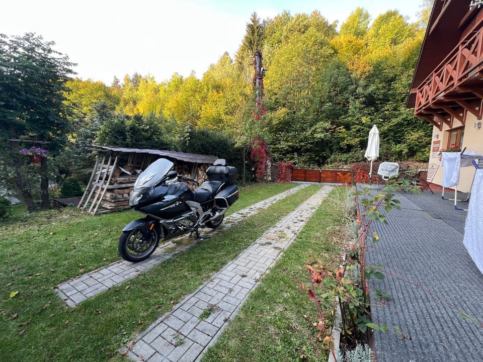 Garden, Garden view, Entertainment, Inner courtyard view, Parking