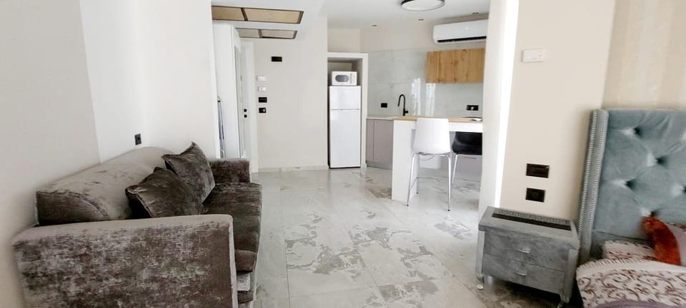 Kitchen or kitchenette, Living room, Seating area