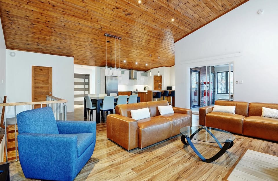 76.5 Chemin de la Perdrix Chalet in Quebec