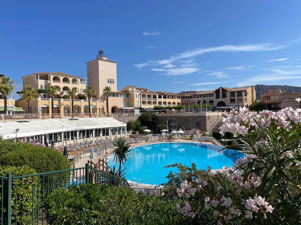 Cap Estérel Rivièra Studio Apartment in Saint-Raphael