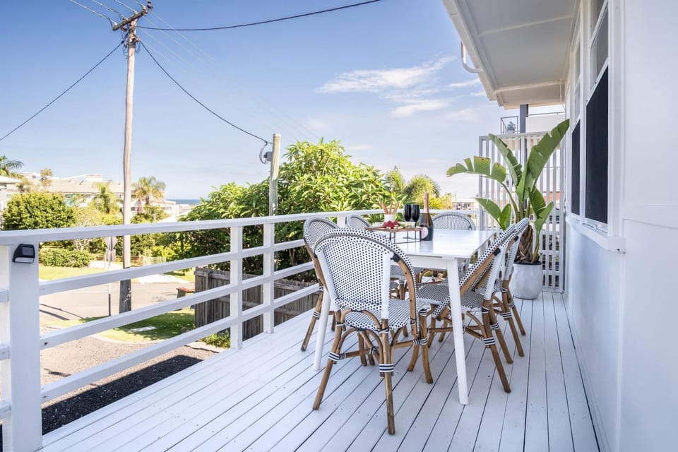 Patio, View (from property/room), Balcony/Terrace, Dining area