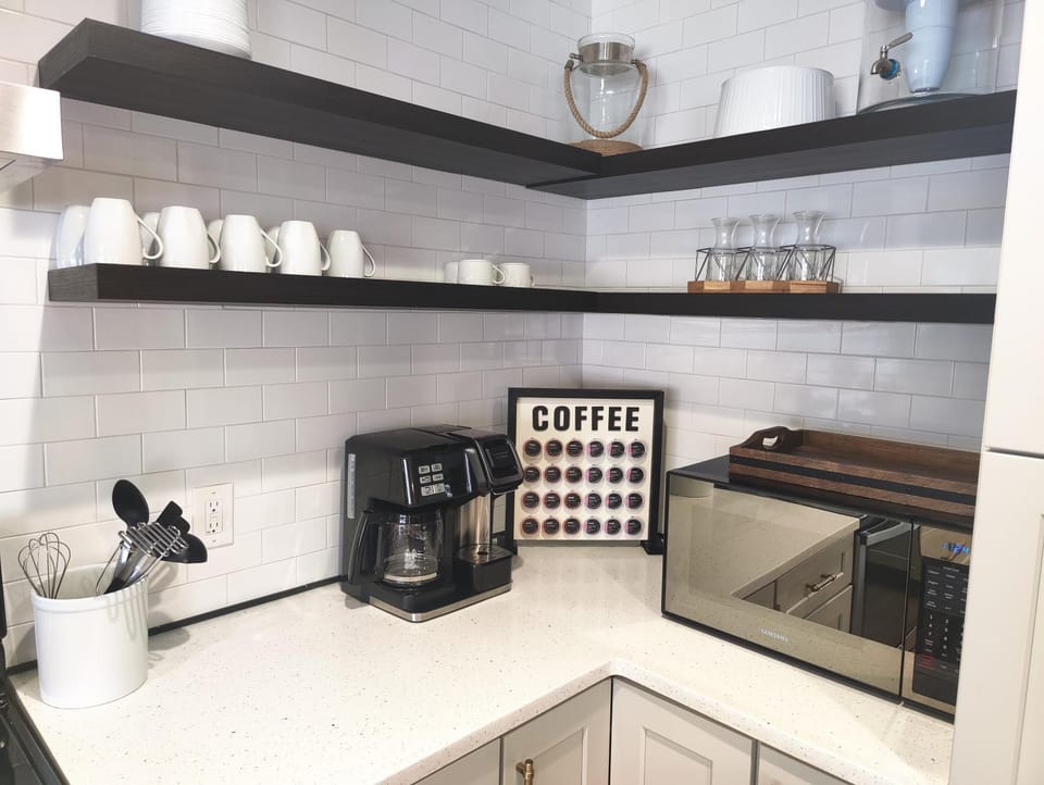 Coffee/tea facilities, Kitchen or kitchenette, minibar, toaster