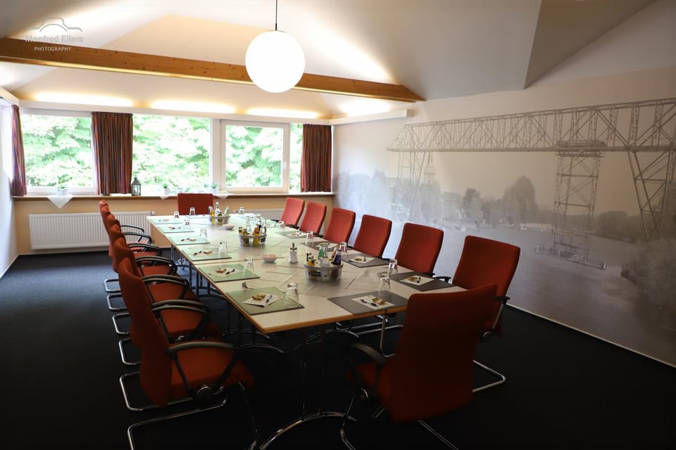 Meeting/conference room