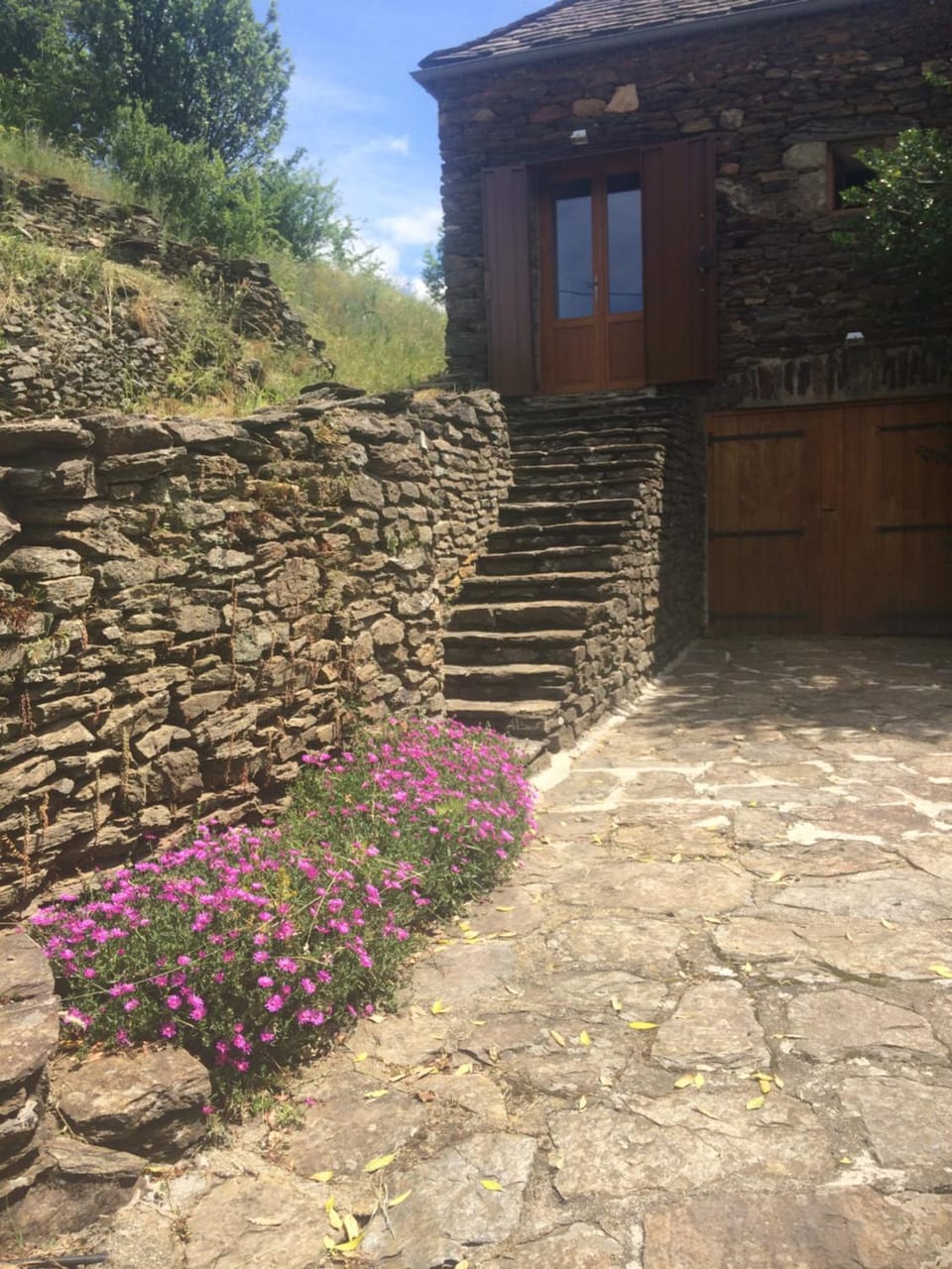 MAISON DE CHARME EN ARDECHE DU SUD AVEC PISCINE House in Auvergne-Rhône-Alpes