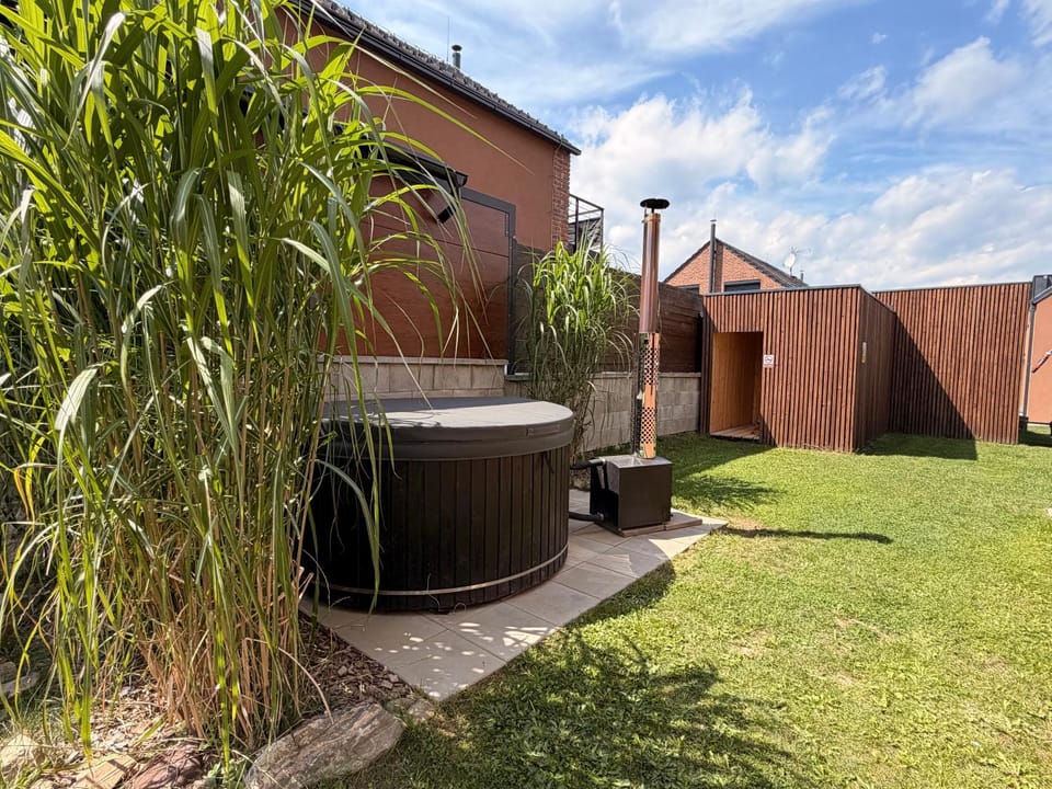 Garden, Spa and wellness centre/facilities