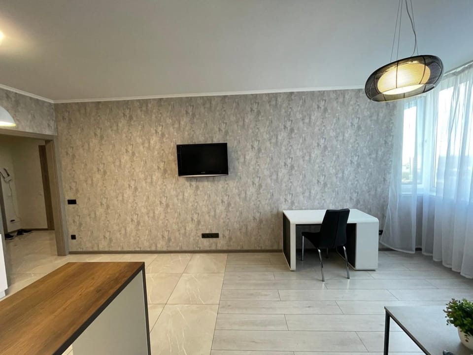 Стильная евродвушка на Теремках возле ТЦ Республика Apartment in Kiev City - Kyiv