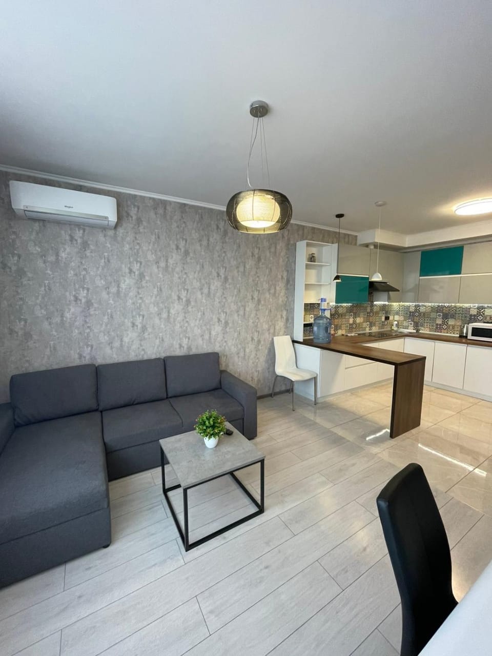 Стильная евродвушка на Теремках возле ТЦ Республика Apartment in Kiev City - Kyiv