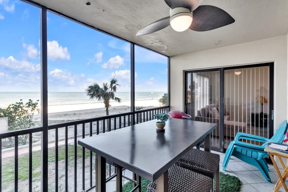 Magnificent Gulf Front Condo Located Directly on the Ocean! condo Apartment in Indian Rocks Beach