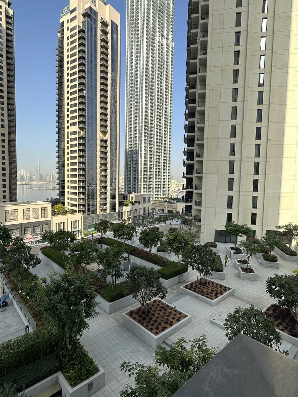 Neighbourhood, City view, Garden view, Street view